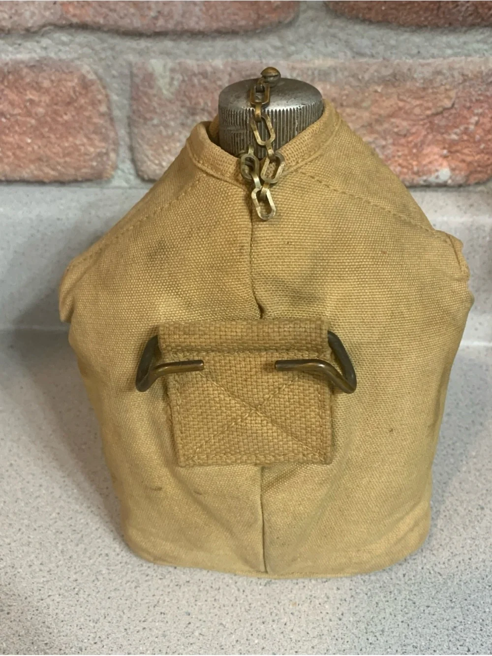 Vintage WWI US ARMY Canteen  1918